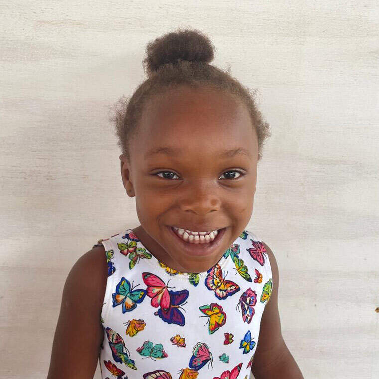 Sponsor Ana Ruth Vilsenat