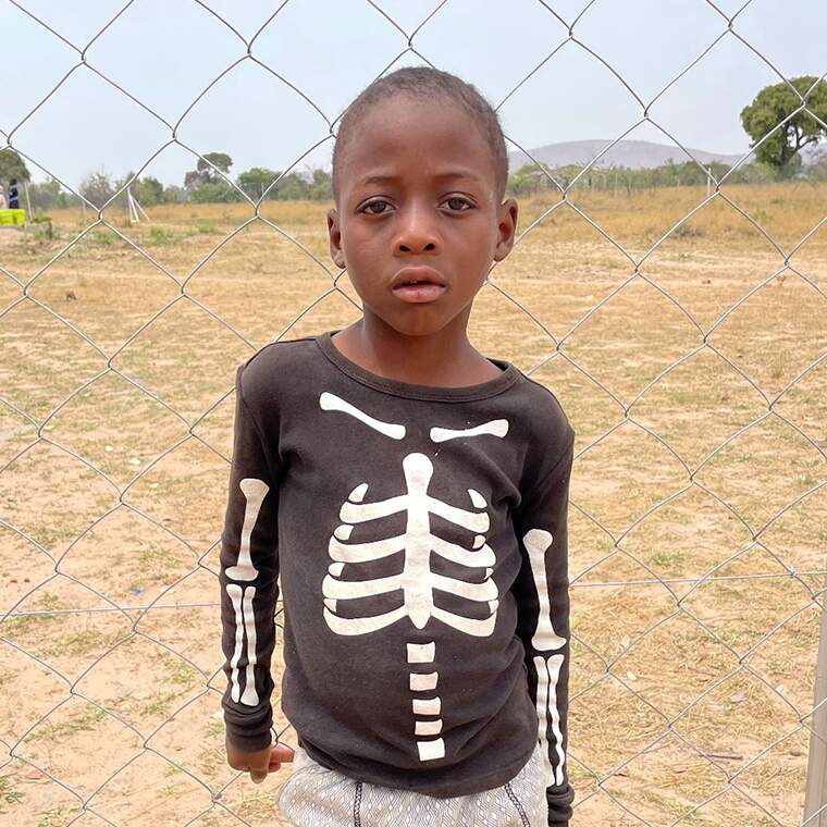 Sponsor Kelly Tafirenyika