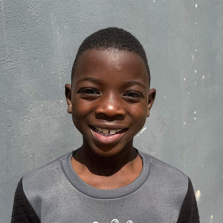 Sponsor Samuel Mujerengi