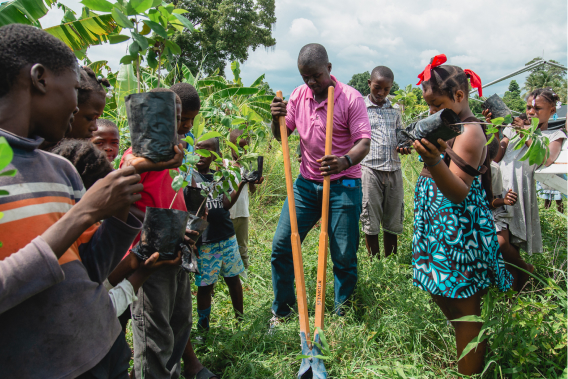 About an acre of our 3-acre plot of land is dedicated to agricultural initiatives. A variety of fruits and vegetables may be found growing, depending on the season or available space in our shade cloth houses. As the program develops, we anticipate a crop surplus that will provide supplementary food for the lunch program and staff. We believe our agricultural efforts could benefit the community as well.